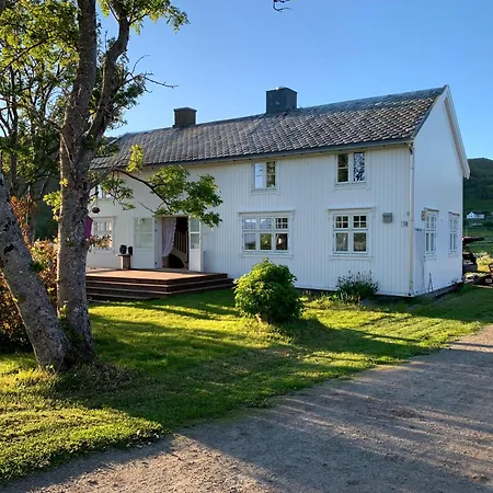 펜션 Koselig Nordlandhus Ved Leknes I Lofoten *