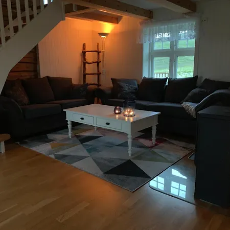 Koselig Nordlandhus Ved Leknes I Lofoten 펜션 Bergsdalen