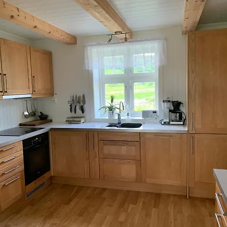 Koselig Nordlandhus Ved Leknes I Lofoten *
